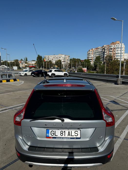 Volvo XC 60 D4 automată