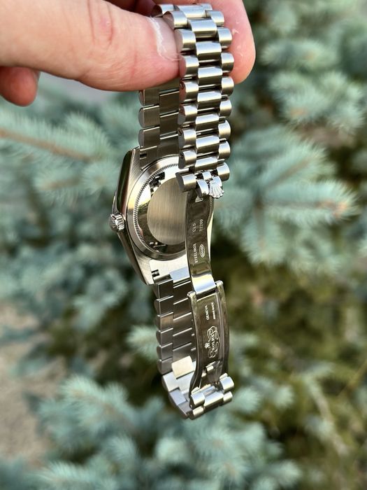 rolex daydate blue dial 36,mm lady