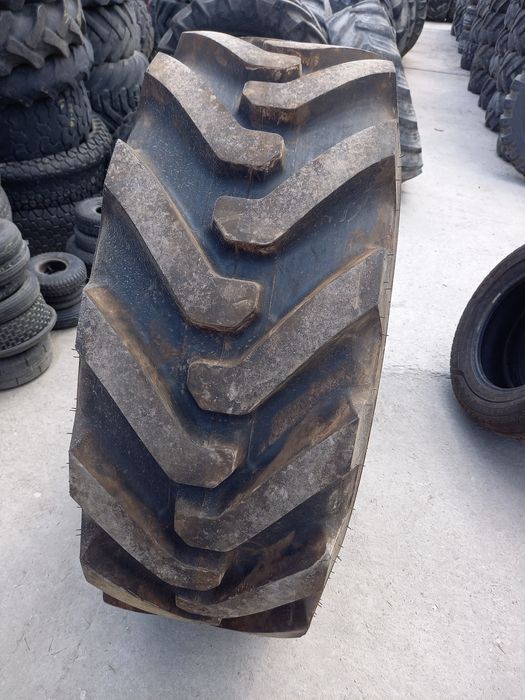 Anvelopa 400-80r24 sau 15.5-80r24 BKT