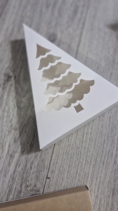 Подарочные коробки