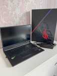 Asus ROG Strix SCAR 17 rtx 2070 i7-10875H 16 GB ram SSD 512 GB 144 hz