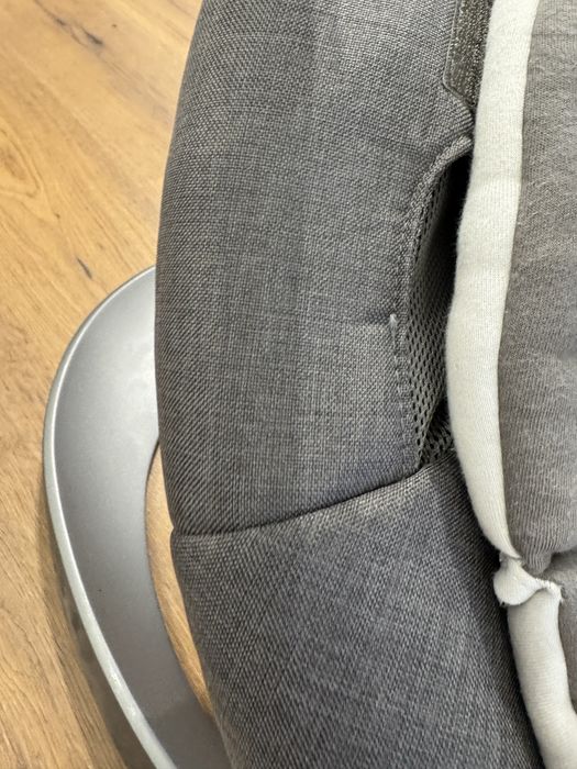 Balansoar Nuna Leaf cu bara de activitati