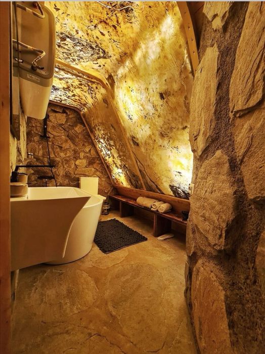 Cabana Balu, A frame cu ciubar in Apuseni , Măguri, jud. Cluj.