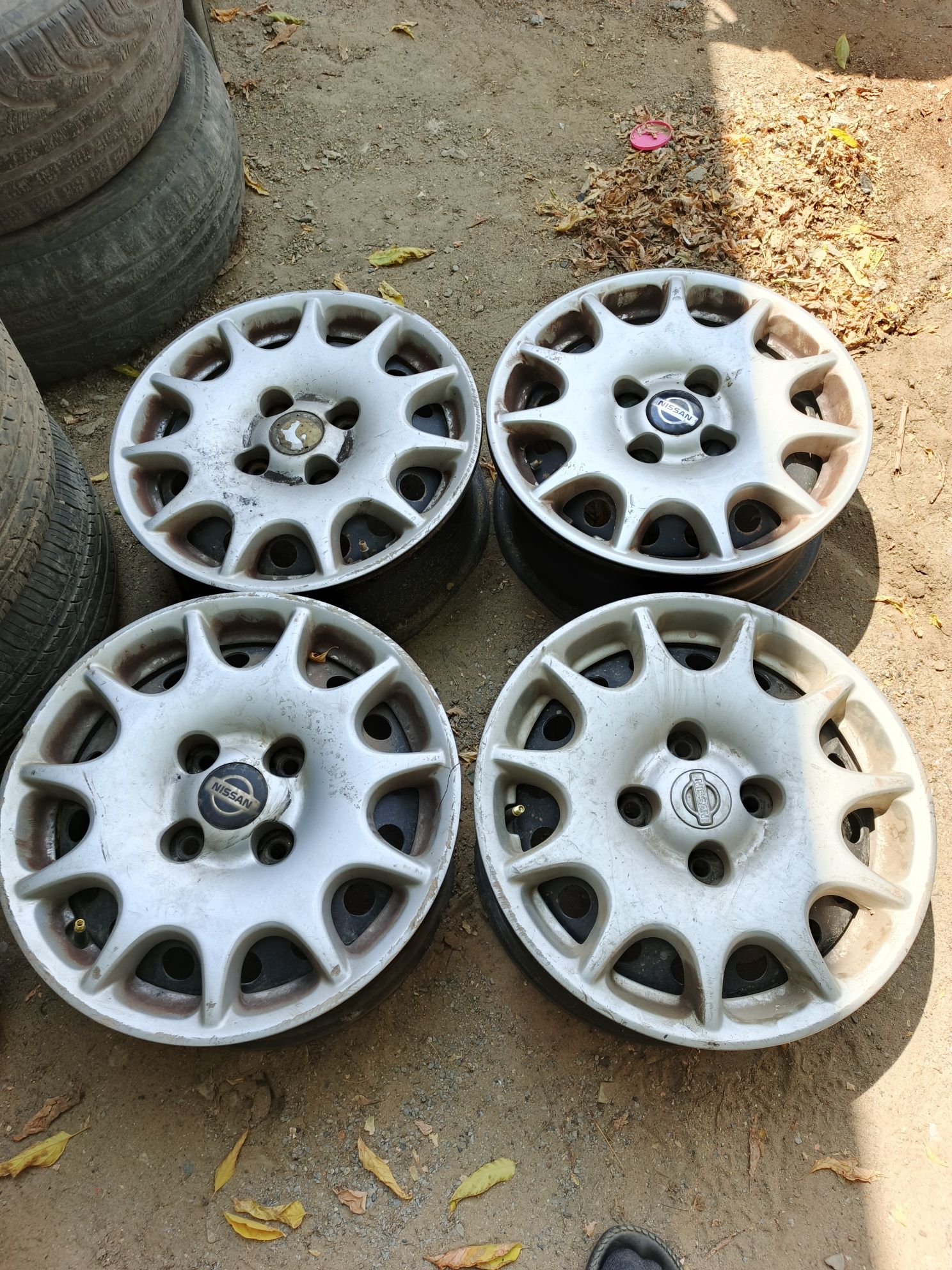 Диски R-15 PCD-4/114.3 Nissan Оригинальные.