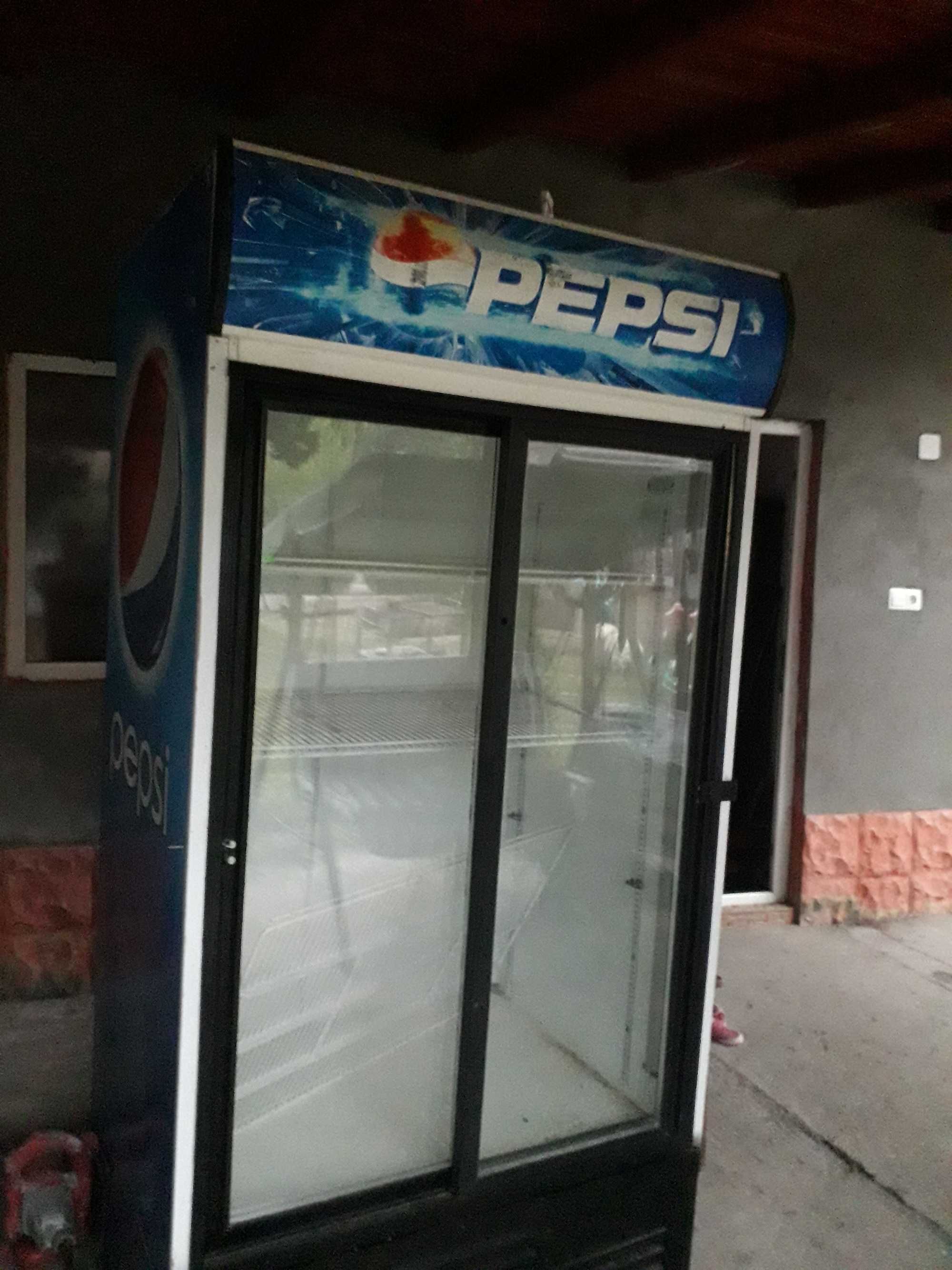 Vitrină frigorifică pepsi