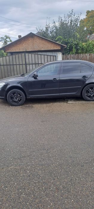 Vând Skoda Octavia