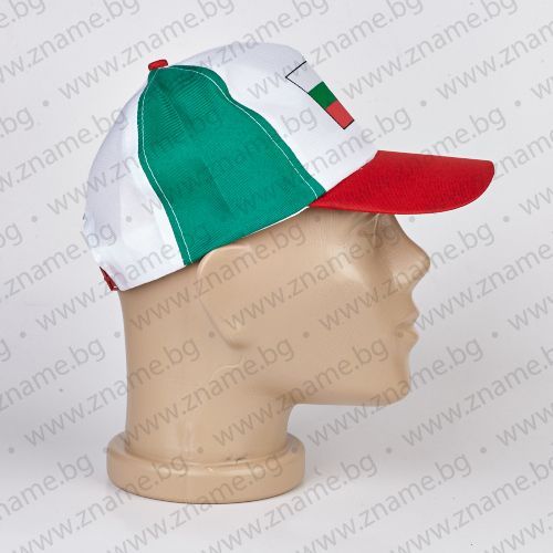 Трикольорна шапка с козирка с българско знаме и надпис България