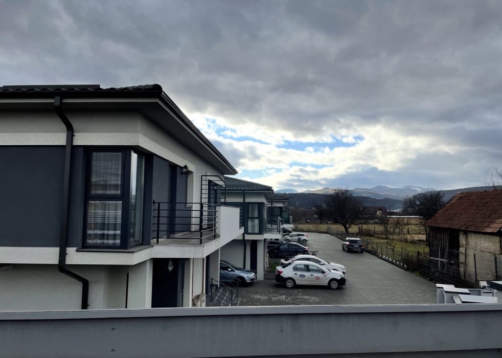 Duplex de vanzare