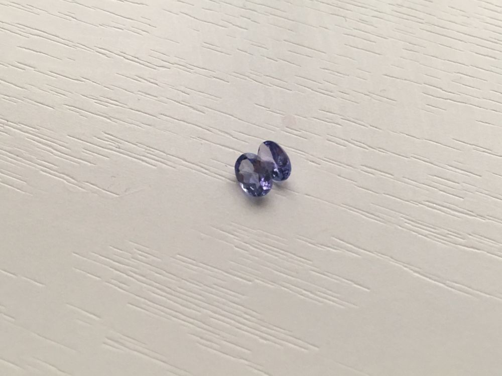 Tanzanite naturale, 0,90 ct impreuna