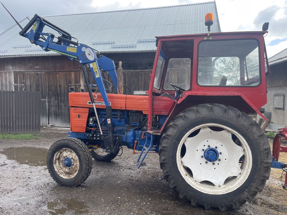 U650 cu incarcator frontal