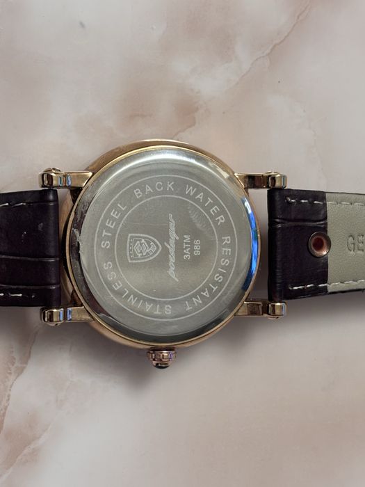 Продавам чесовник poedagar 2022