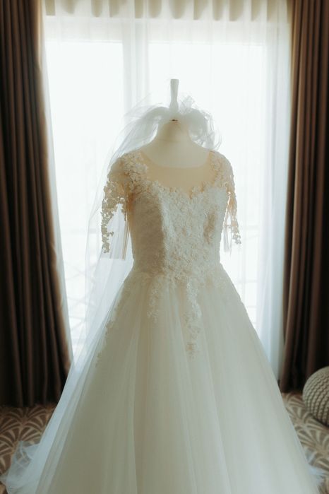 Vand rochie de mireasa