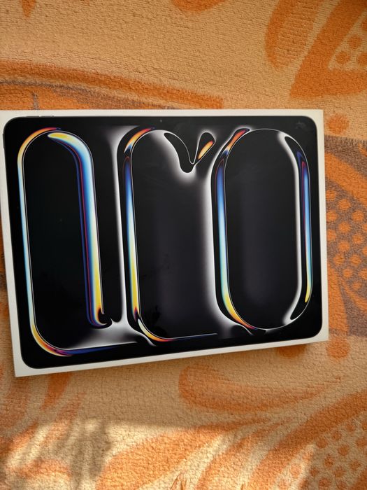 Ipad Pro M4 13Inch 256 gb Моля прочетете описанието