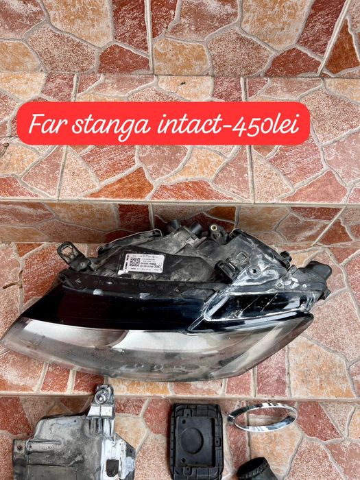 Far stanga Audi Q5 2013 si ornamente