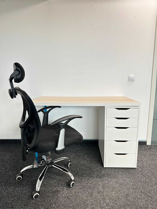 Birou complet IKEA plus scaun ergonomic. Se pot vinde si individual!