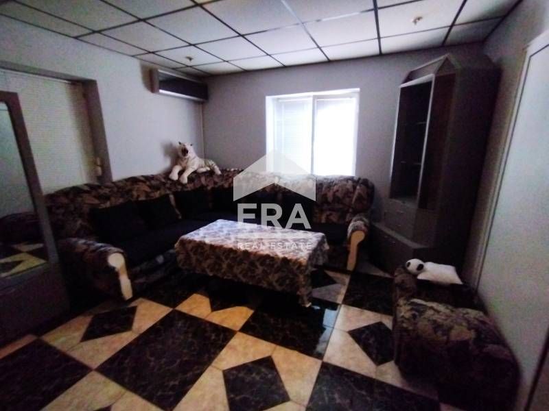 ЕКСКЛУЗИВНО! САМО В ЕРА ДРЪСТЪР! Къща с магазин в близост до ГКПП - Си