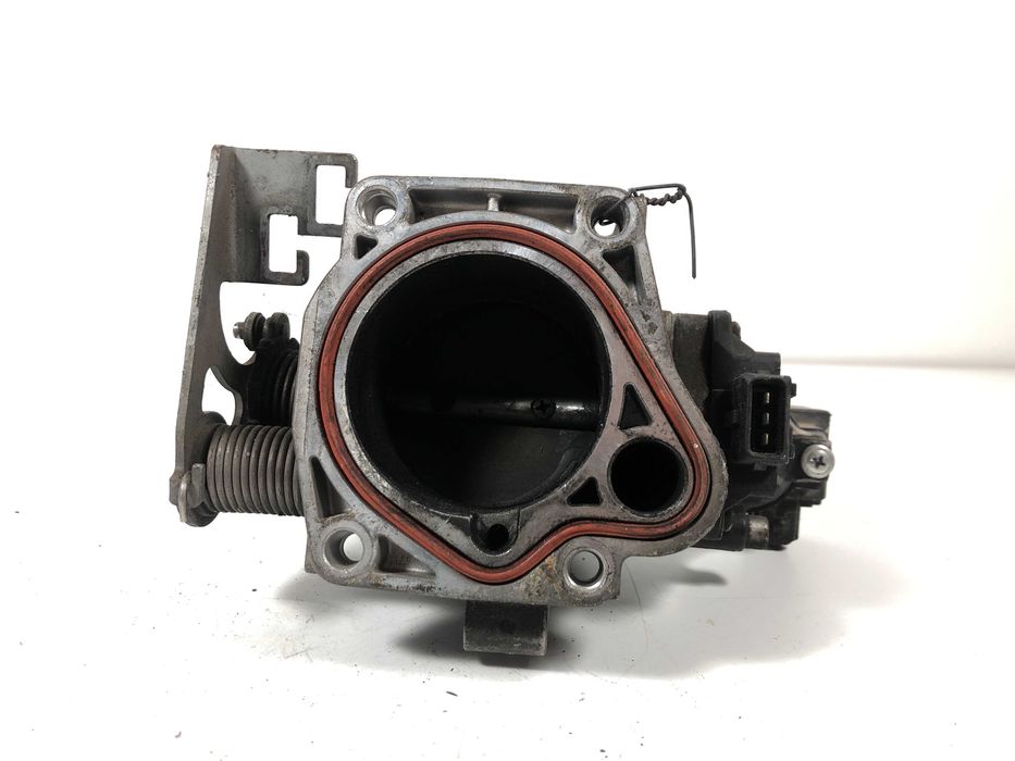 Дросел Bmw E46 1,8 118кс 2000г