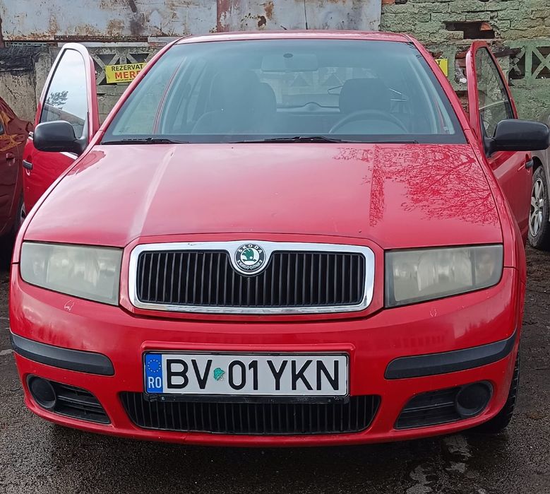 Vând Skoda Fabia 1