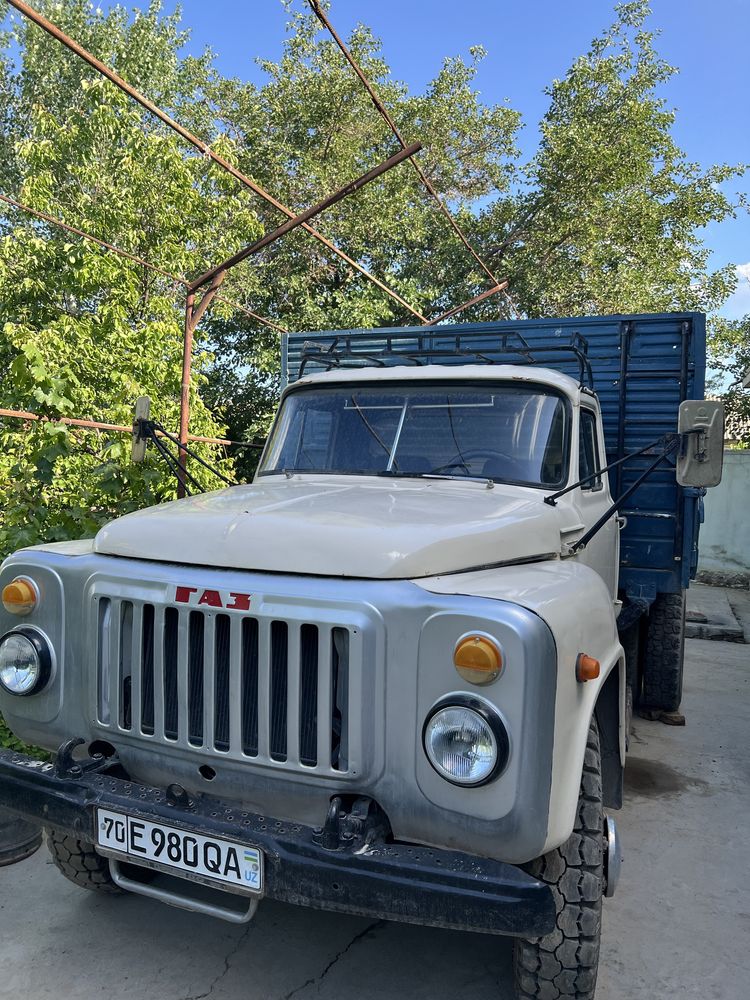 Gaz 53.  Oq malochni xolat yangi haydashga tayor.  Harajati yuq srochn