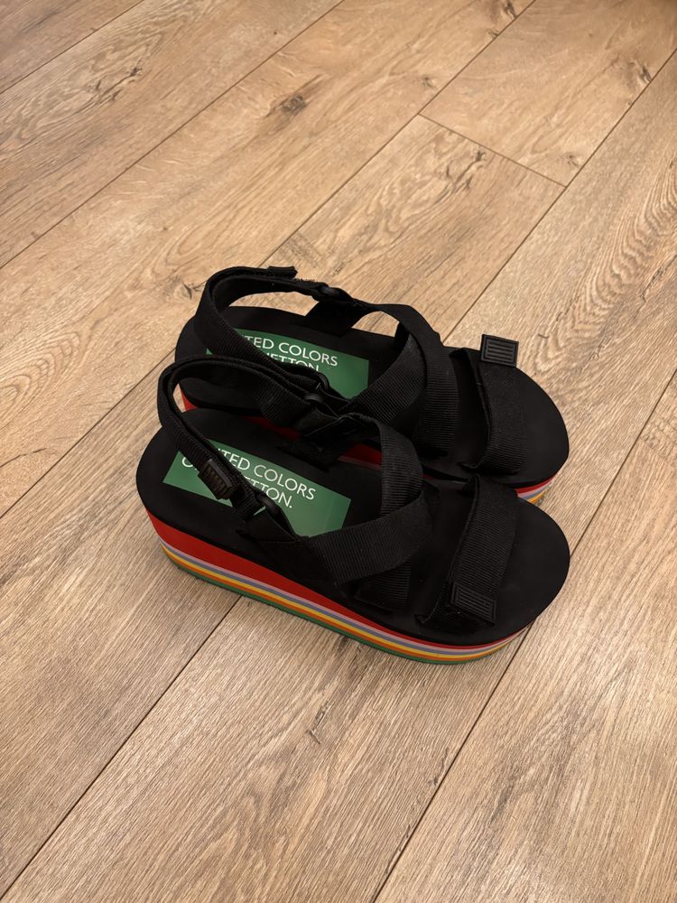 Сандали Benetton