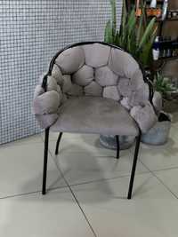 Продам дизайнерское кресло новое