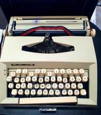 Пишеща машина "Марица 13"