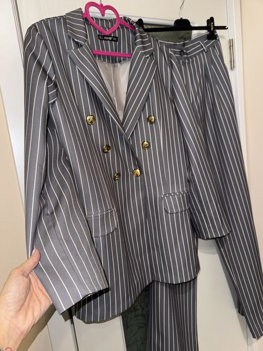 Костюм от две части