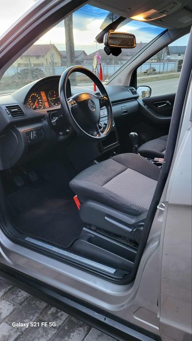 Mercedes a160 
An 2007 
Km 230.000 
Motor 2.0 5+1 trepte 
Diesel 
Masi