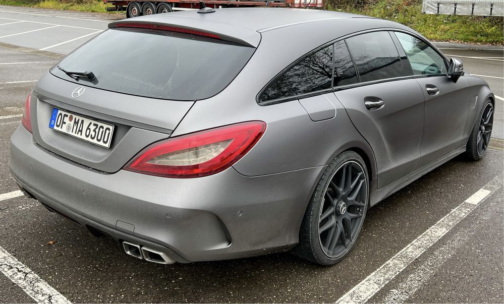 Дифузьор и накрайници CLS63 AMG W218 гърне с АМГ и без пакет BRABUS