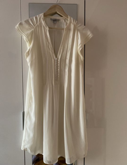 Бяла лятна рокля HM