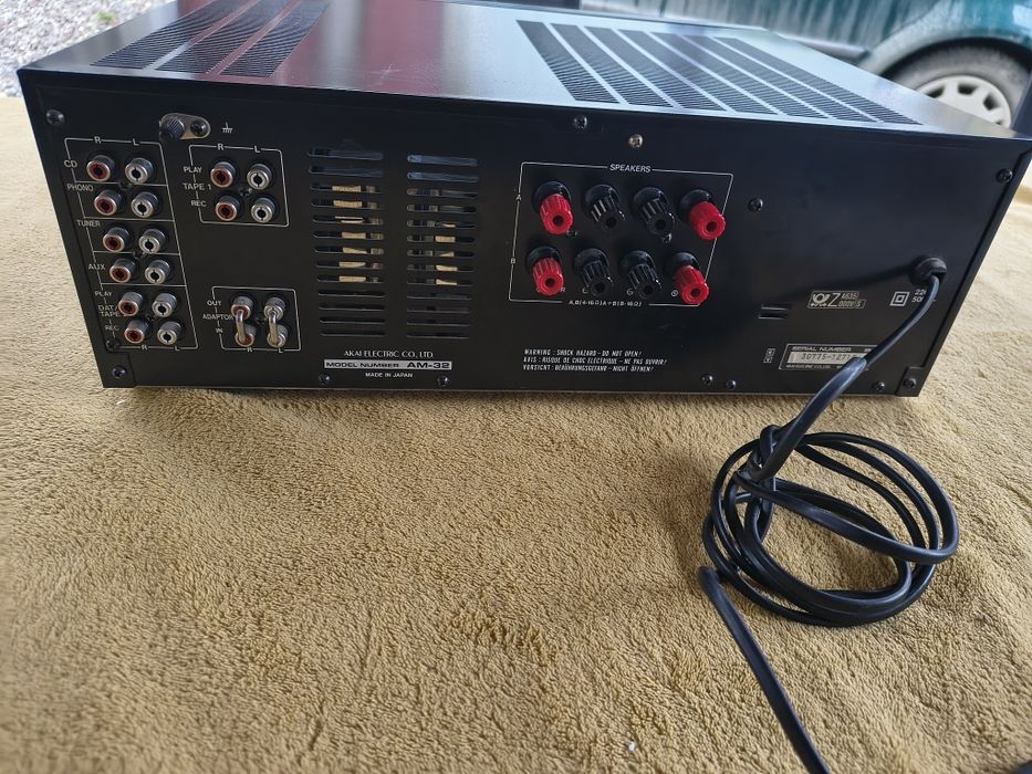 Amplificator Akai AM 32