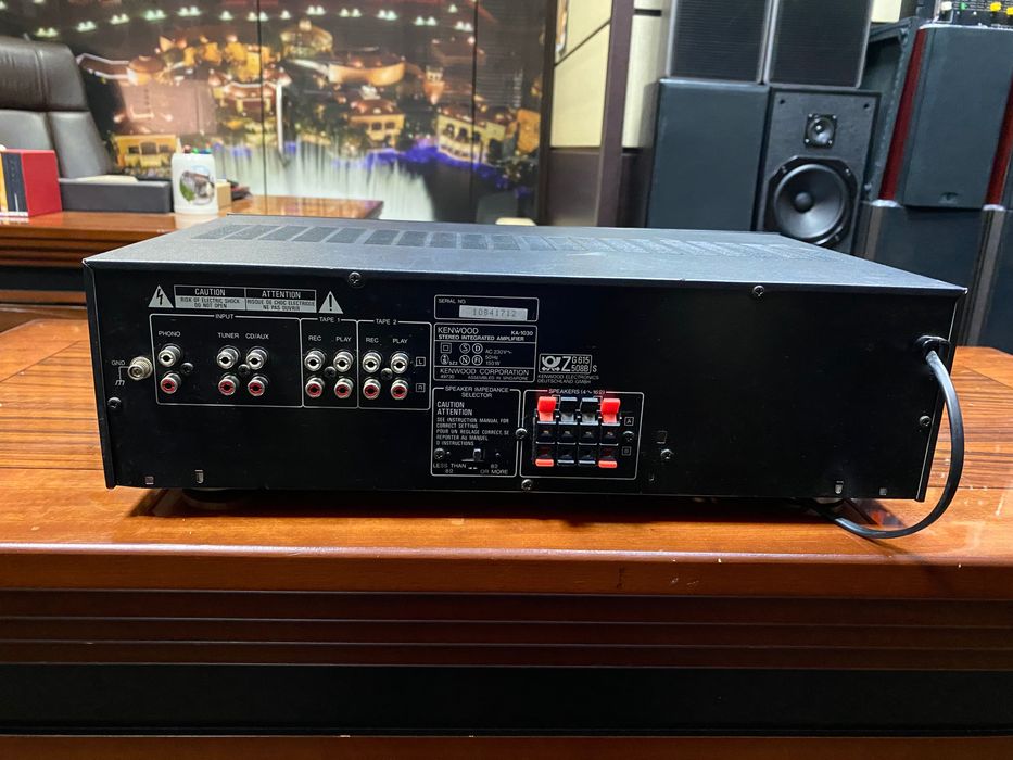 Транзисторен усилвател Kenwood