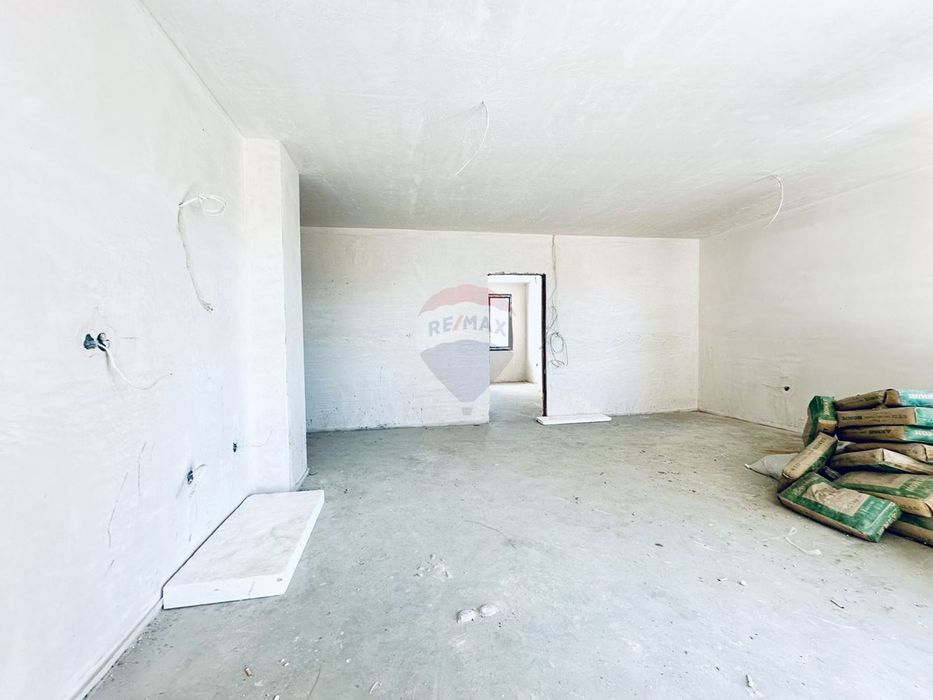 Продава се Двустаен апартамент в Варна, Гранд Мол Варна - 73 кв.м за 1679 €/кв.м - Снимка #2