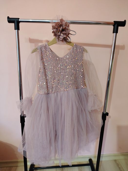 Официална детска рокля с аксесоар