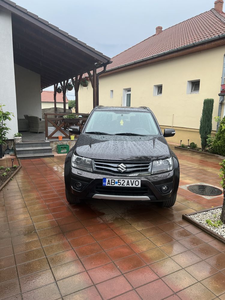 Suzuki Grand Vitara 2012