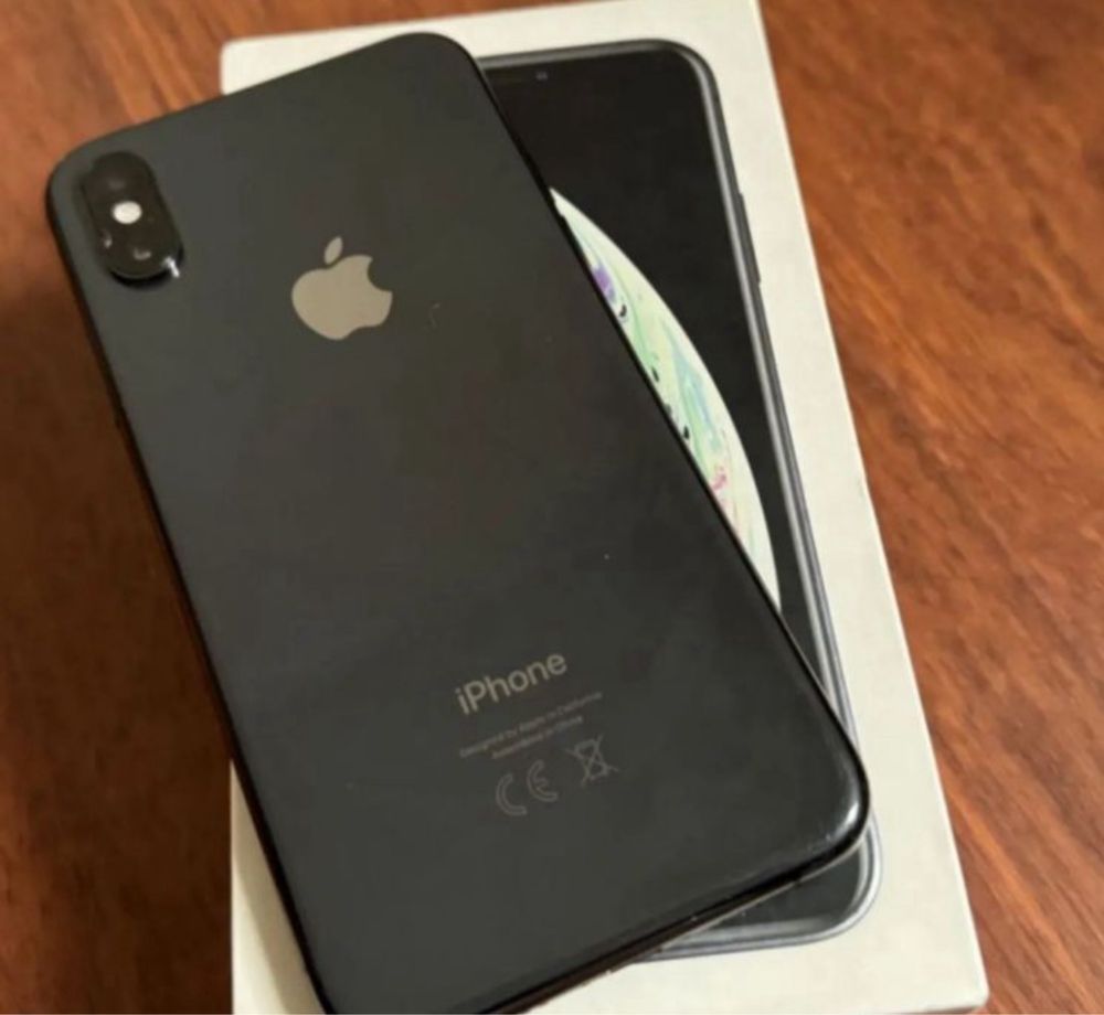 Продам iPhone XS MAX 256