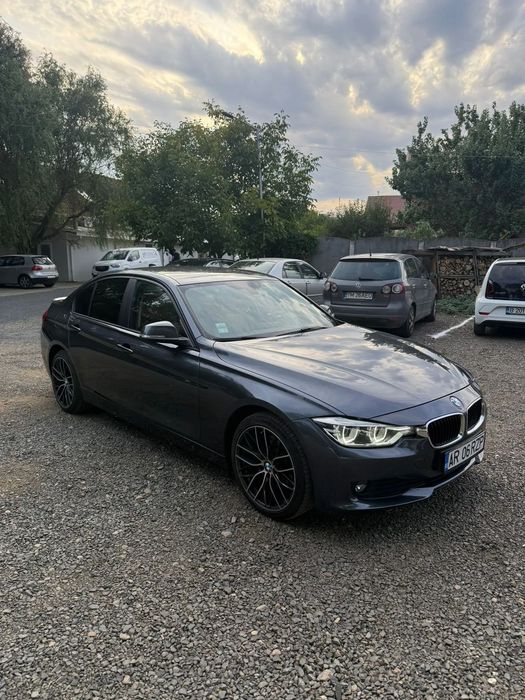 BMW Seria 3 De vânzare mașină personală BMW 325D 2018