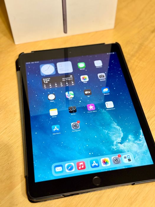 iPad 10.2" Gen 7 Wi-Fi + Cellular 128GB Space Grey impecabil