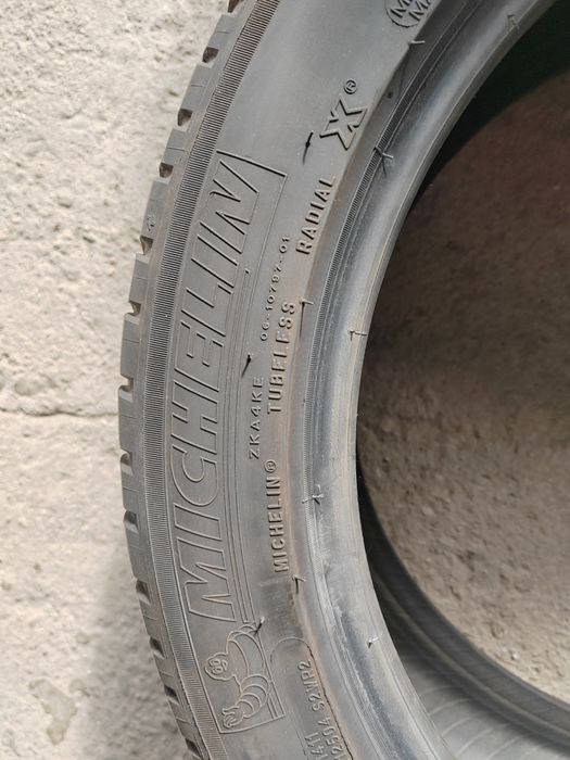 2 бр. Летни гуми Michelin 225/45/17