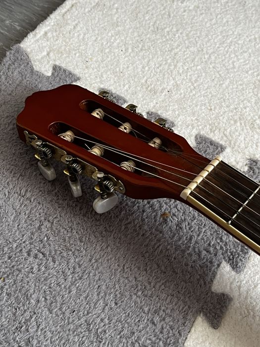 Гитара хорошего состояние