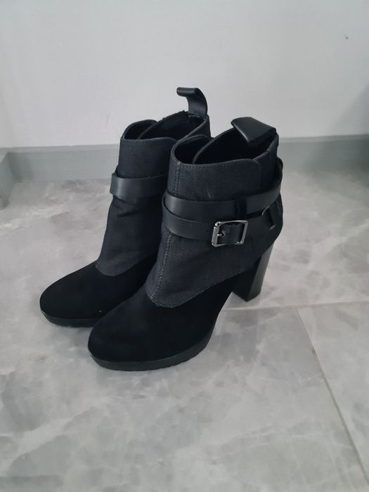 Дамско яке и обувки