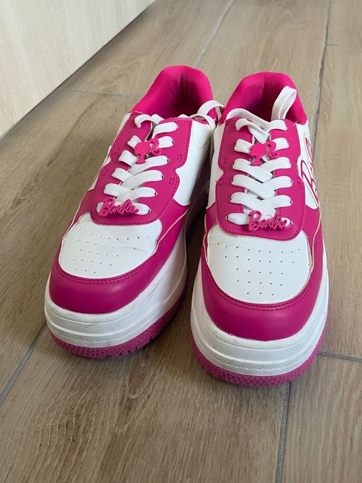 Кроссовки “Barbie” Бершка
