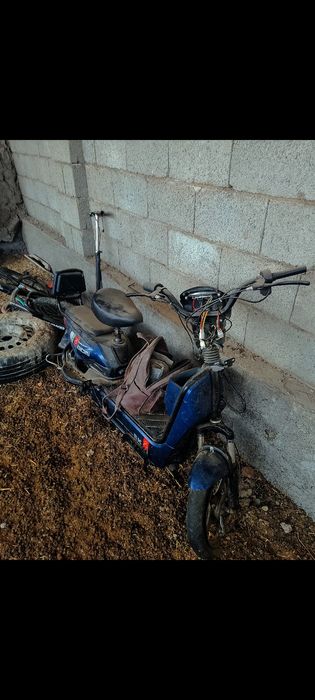 Продам по запчасть