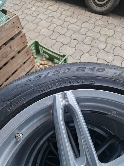 Vând sau schimb 225/45/18