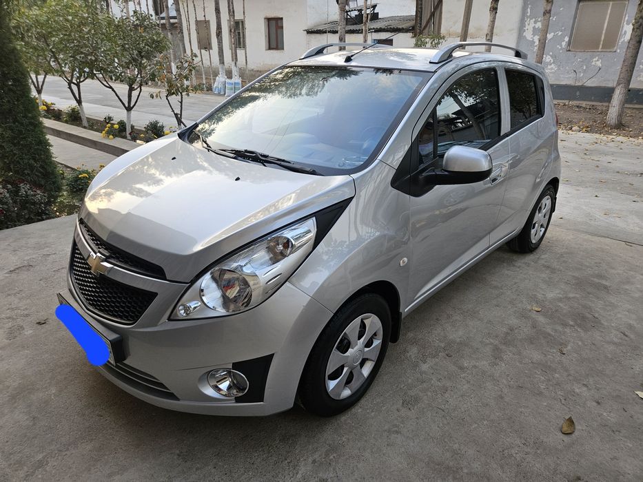 Срочни сотилади 2014