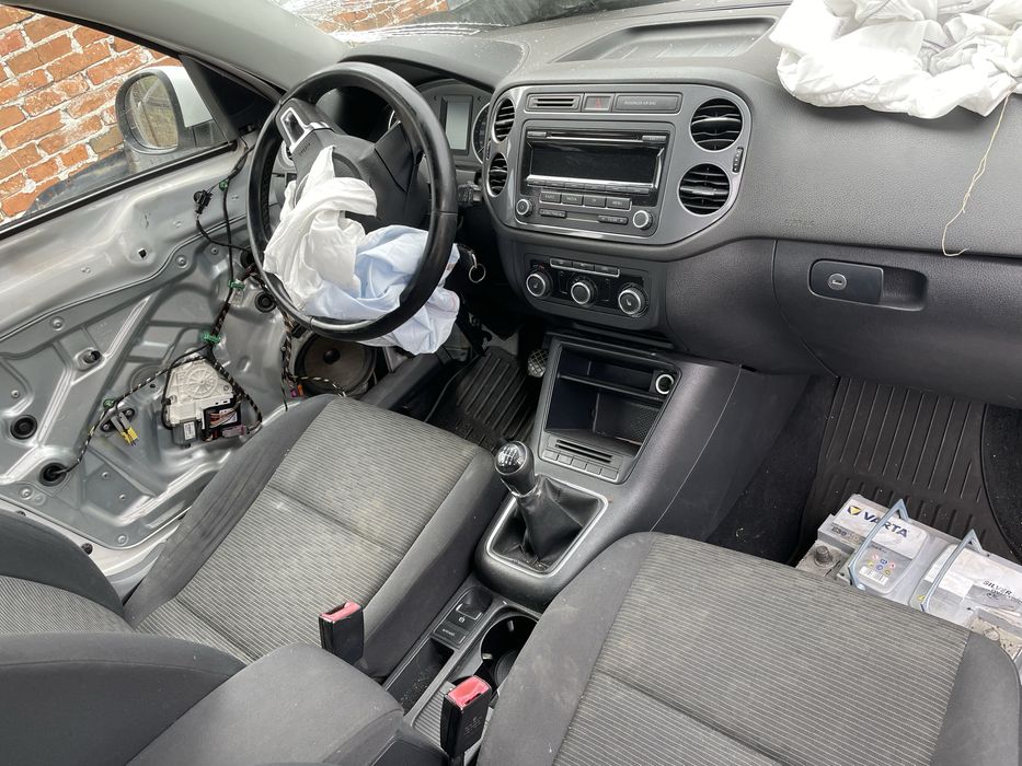 Dezmembrez vw tiguan 2.0 tdi cff euro 5 2012 tractiune fata