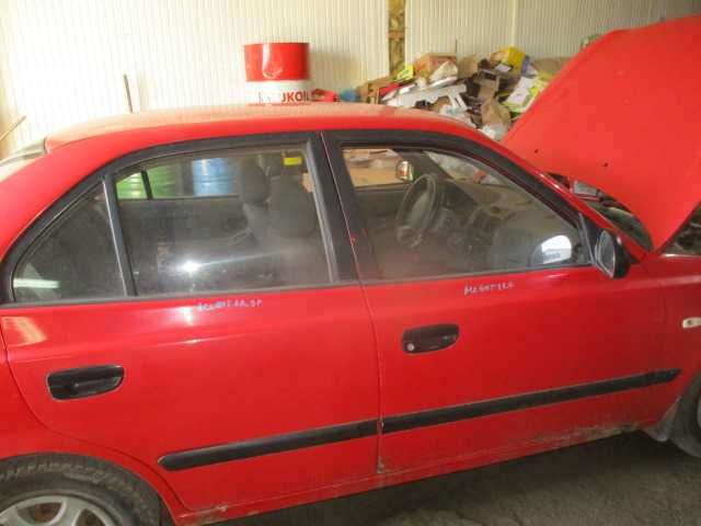 Portiera usa stanga dreapta fata spate Hyundai Accent an 2003