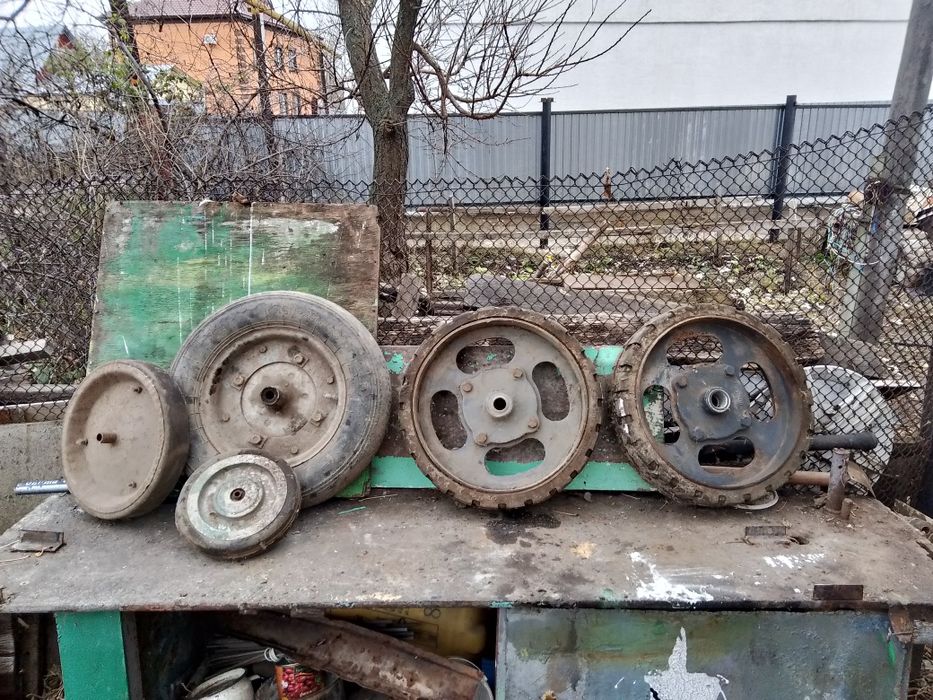 Колеса для тележки