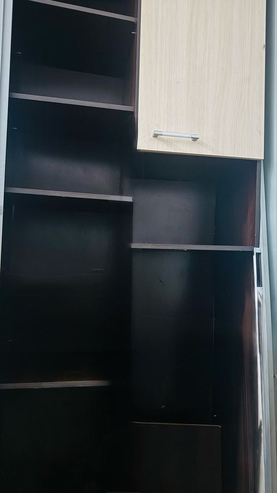 Продам Турецкий стол стул и шкаф