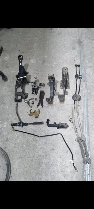 Комплект для переделки с робота на механику  Лада веста